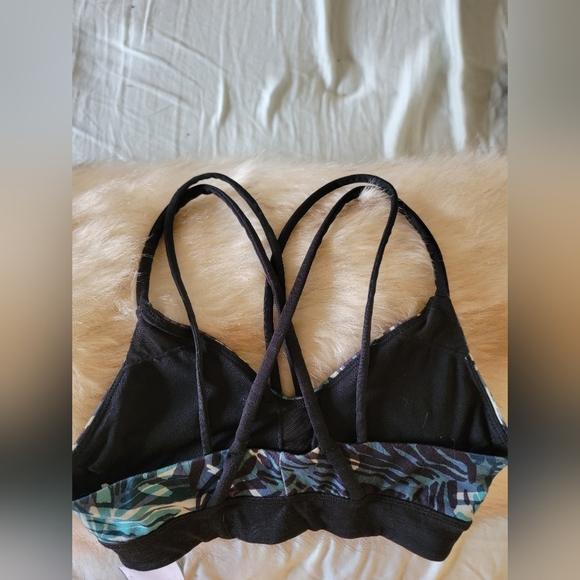 Manduka Luminous Deep Palm Print Sports Bra - Picture 3 of 5